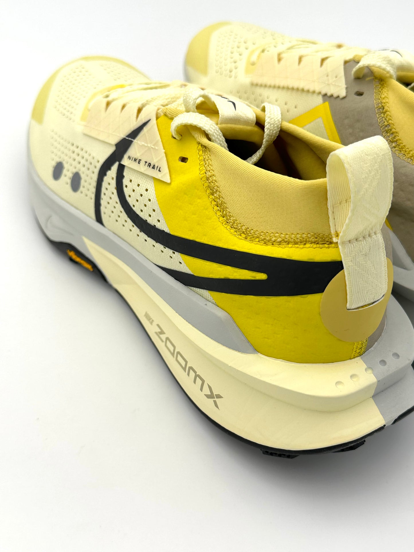Nike ZoomX Zegama Trail 2 Refurbished