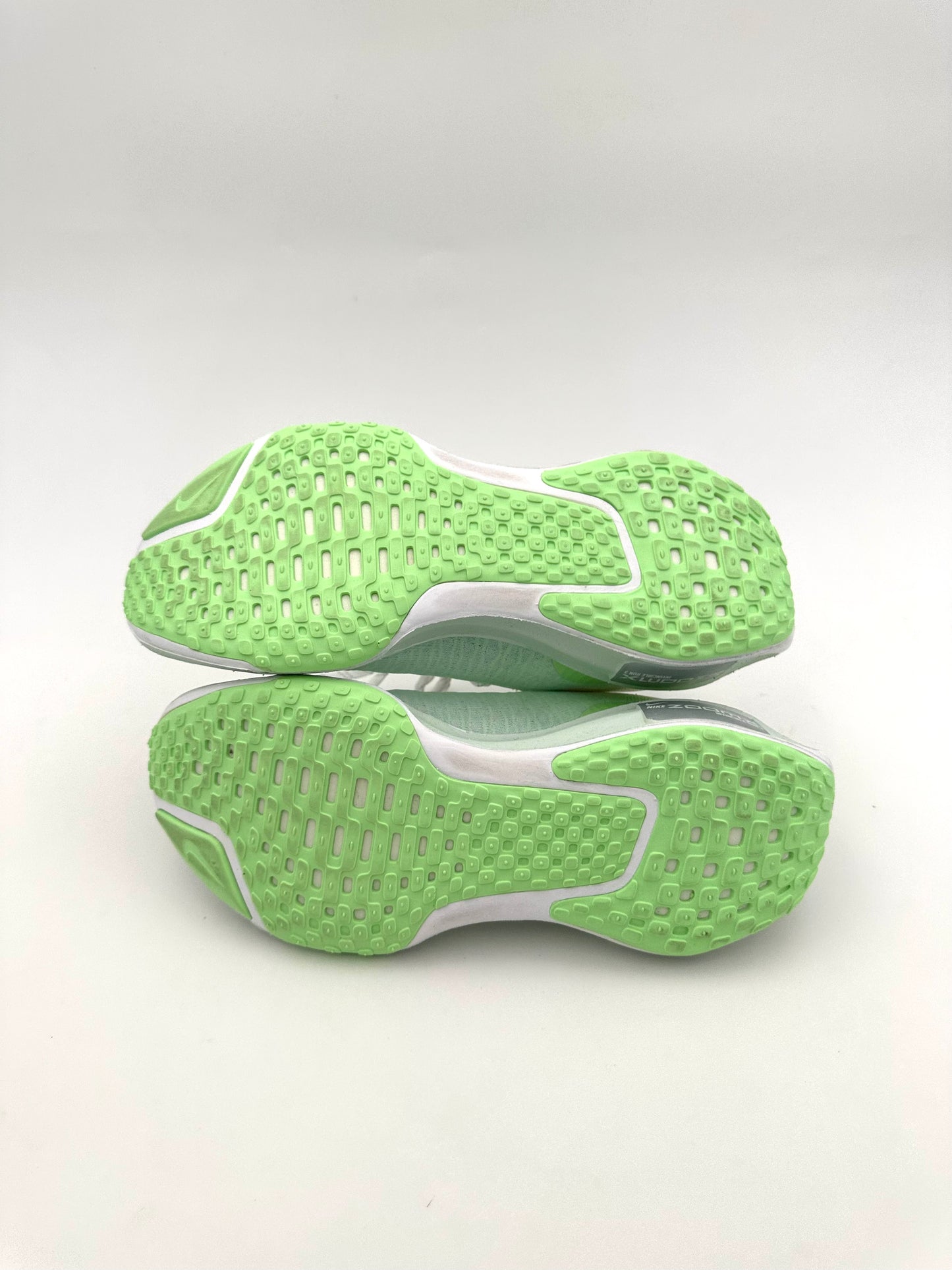 Nike Invincible 3 Refurbished