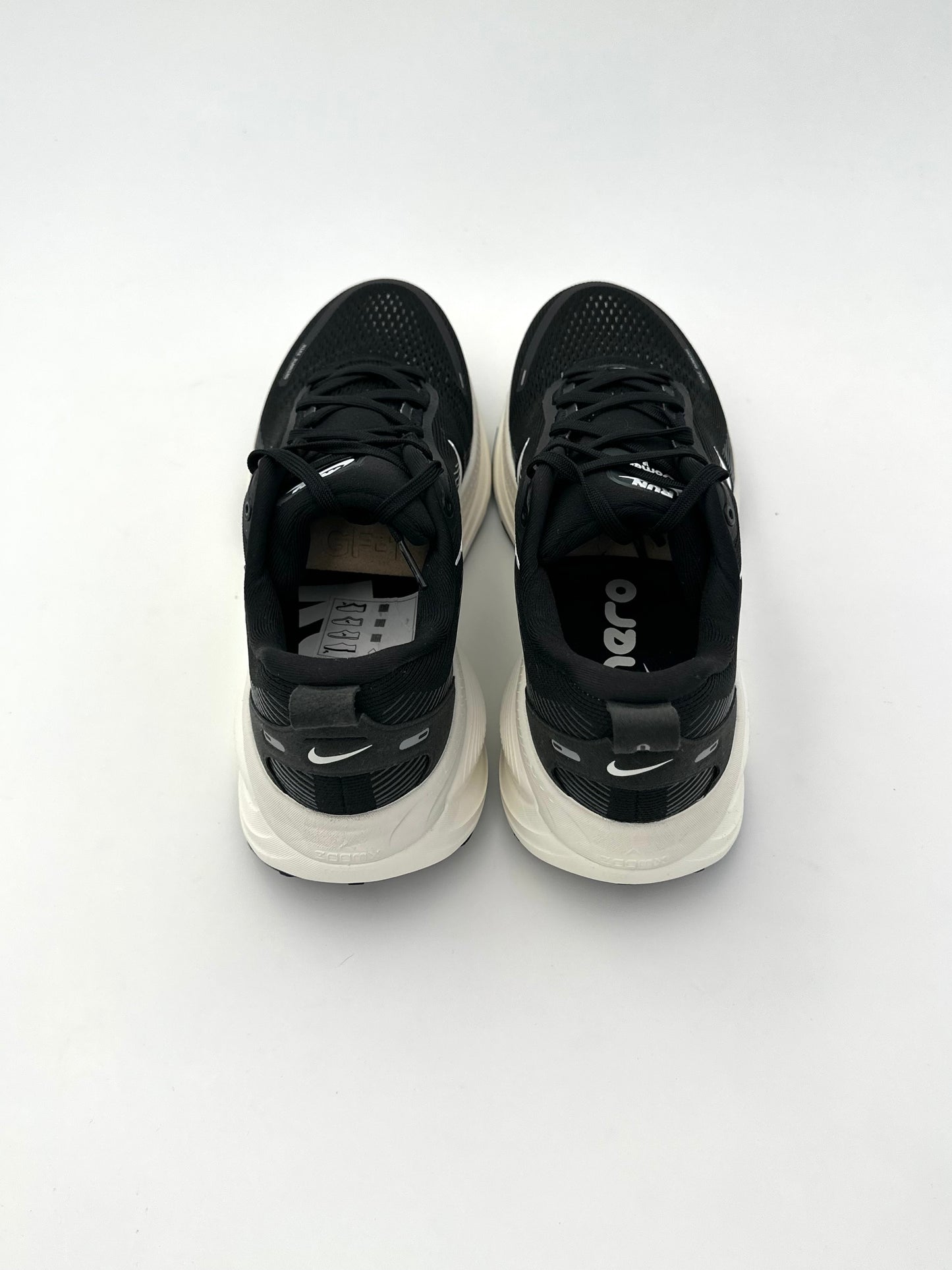Nike Vomero 18 Refurbished