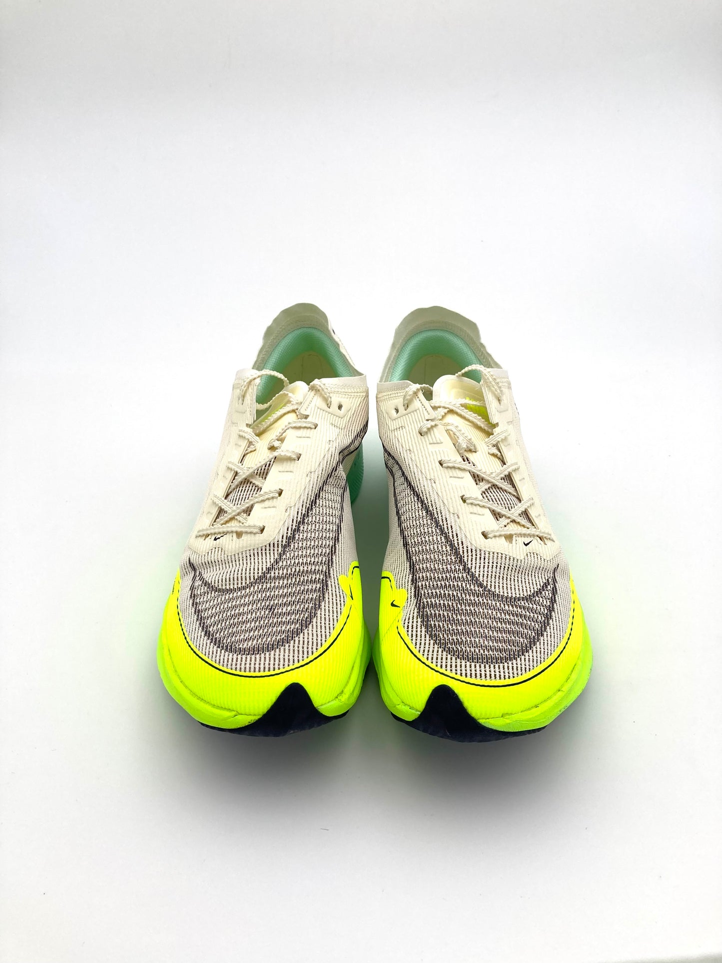 Nike ZoomX VaporFly Next% 2