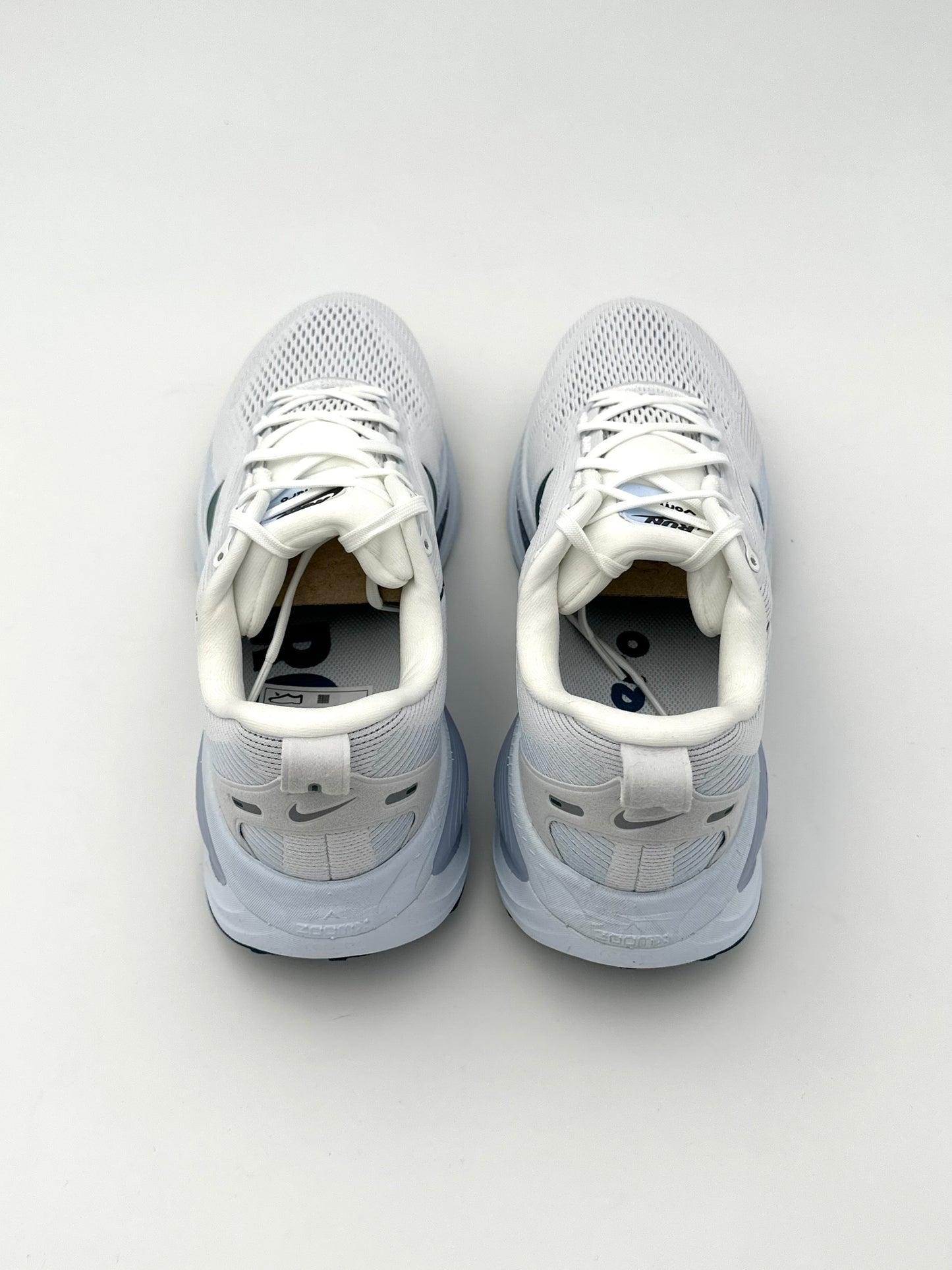 Nike Vomero 18 Refurbished