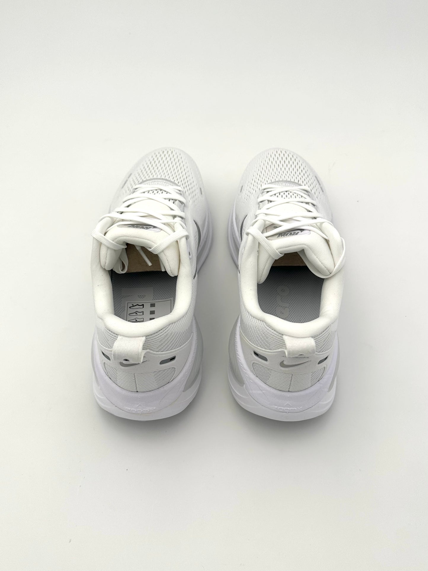 Nike Vomero 18
