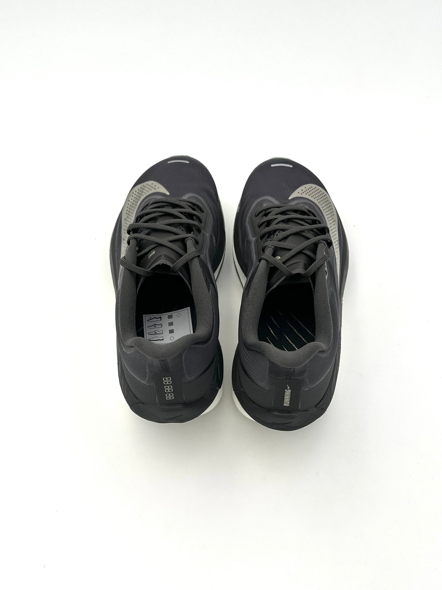 Nike Zoom Fly 6 Refurbished