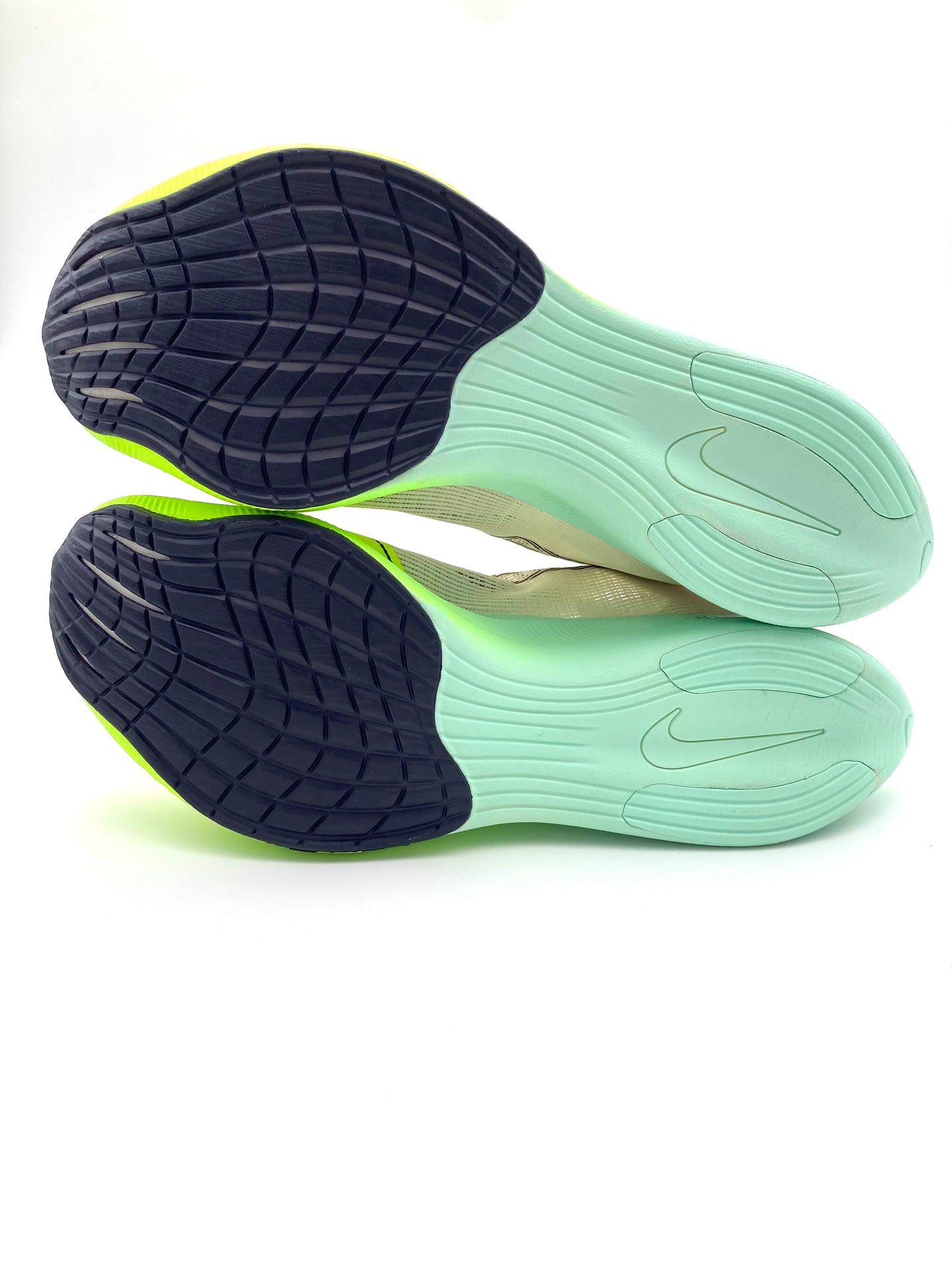 Nike ZoomX VaporFly Next% 2