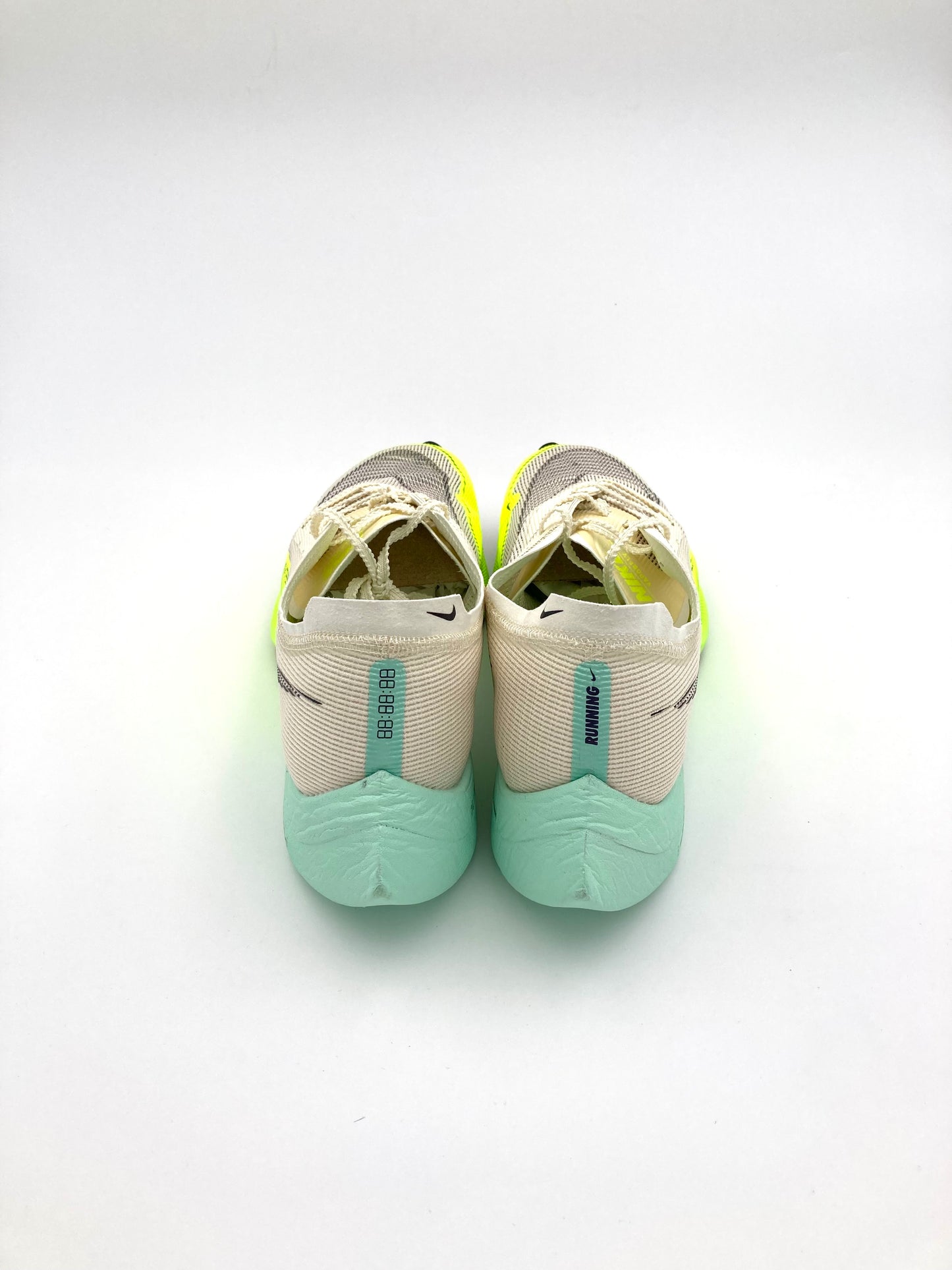 Nike ZoomX VaporFly Next% 2