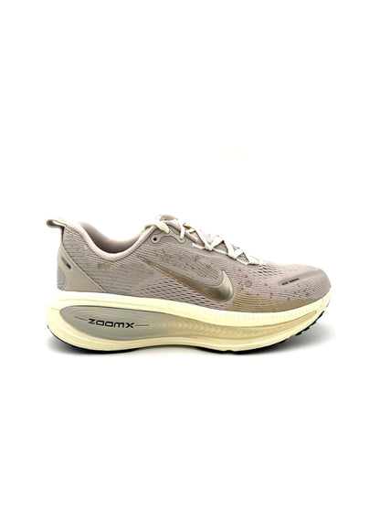 Nike Vomero 18