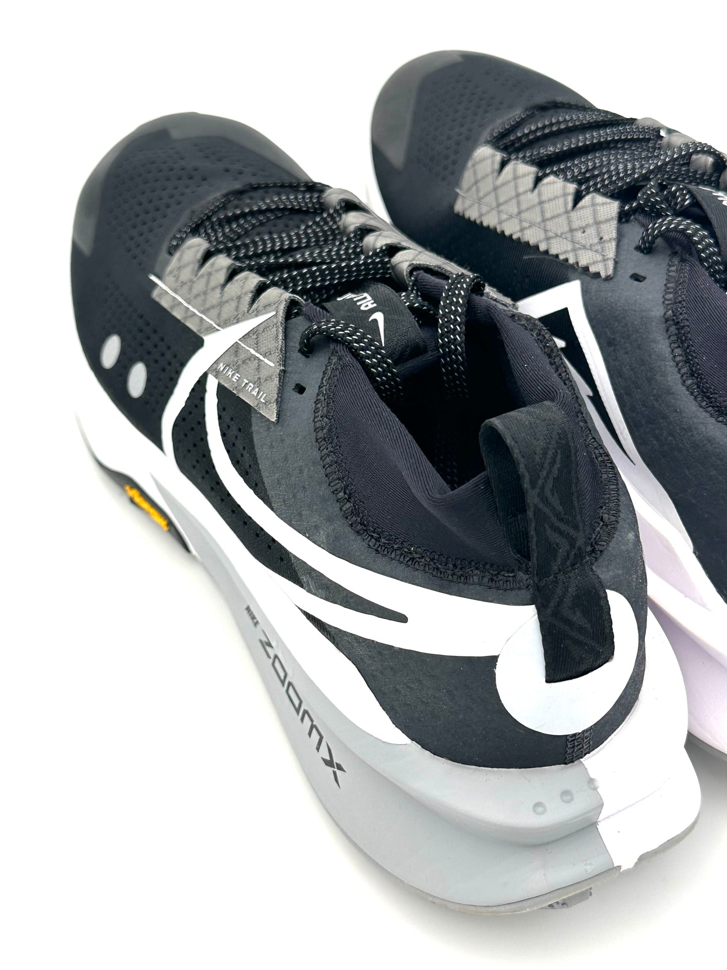 Nike Zegama Trail 2 Refurbished