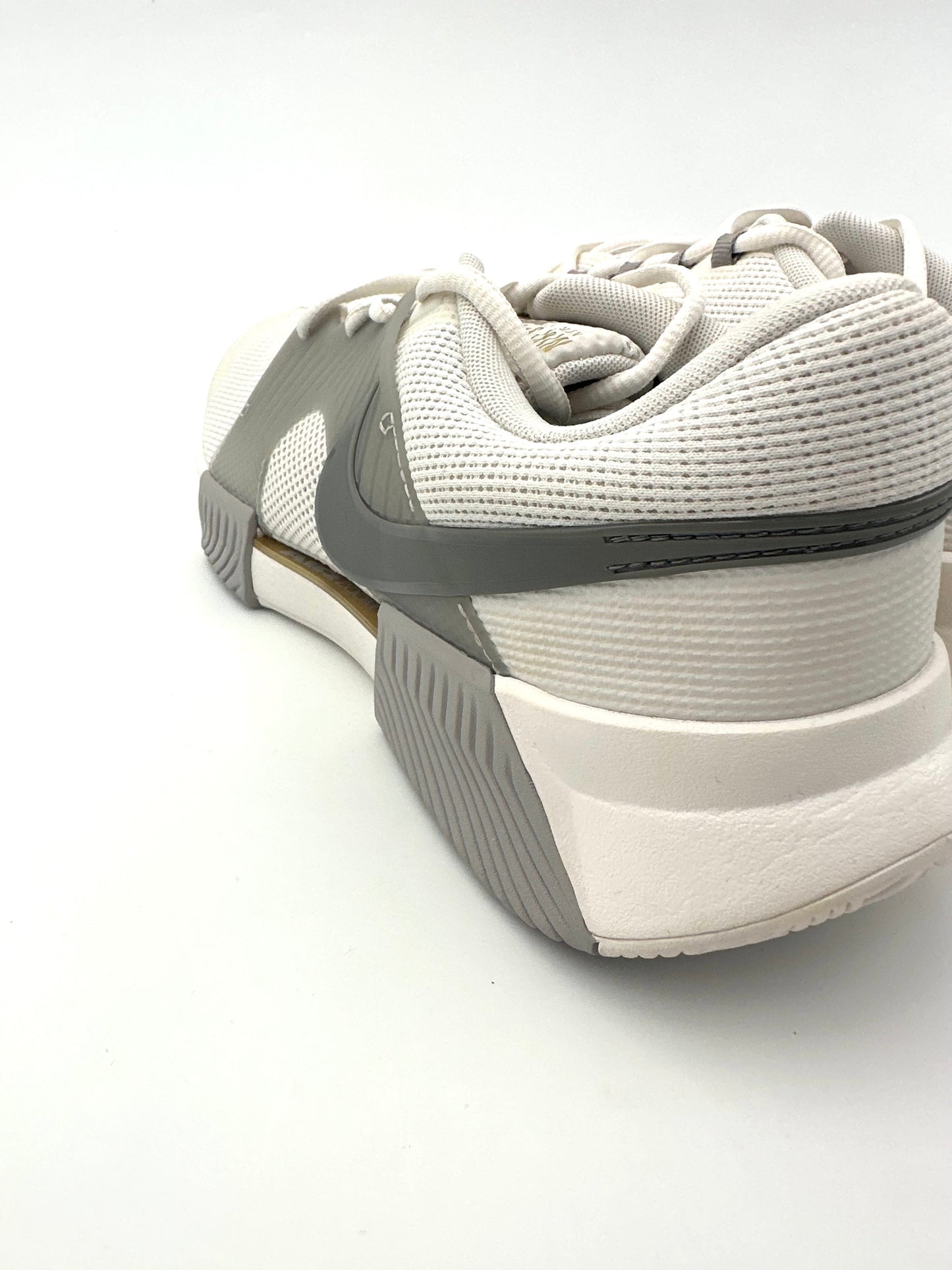 Nike Zoom GP Challenge 1 HC Refurbished
