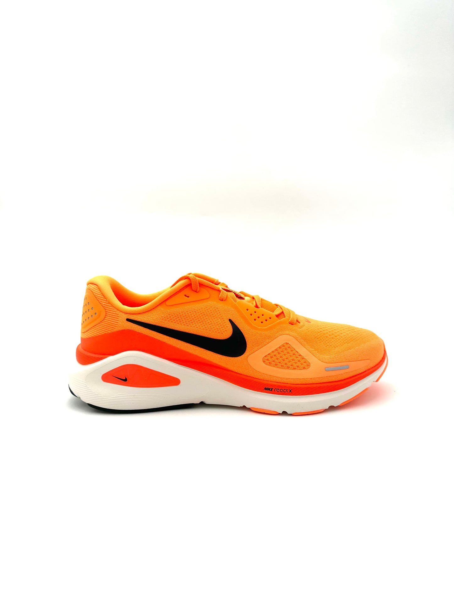 Nike Structure 26