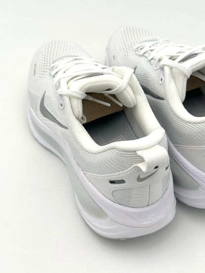 Nike Vomero 18