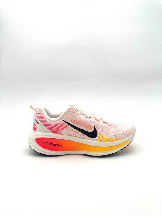 Nike Vomero 18 Refurbished