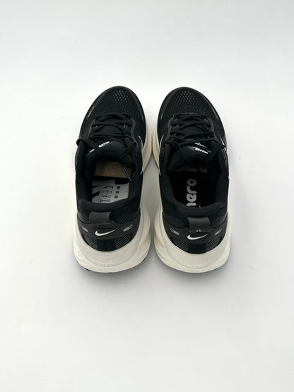Nike Vomero 18 Refurbished