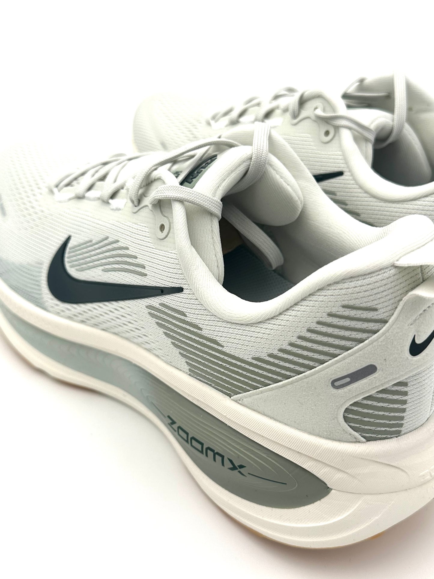 Nike Vomero 18