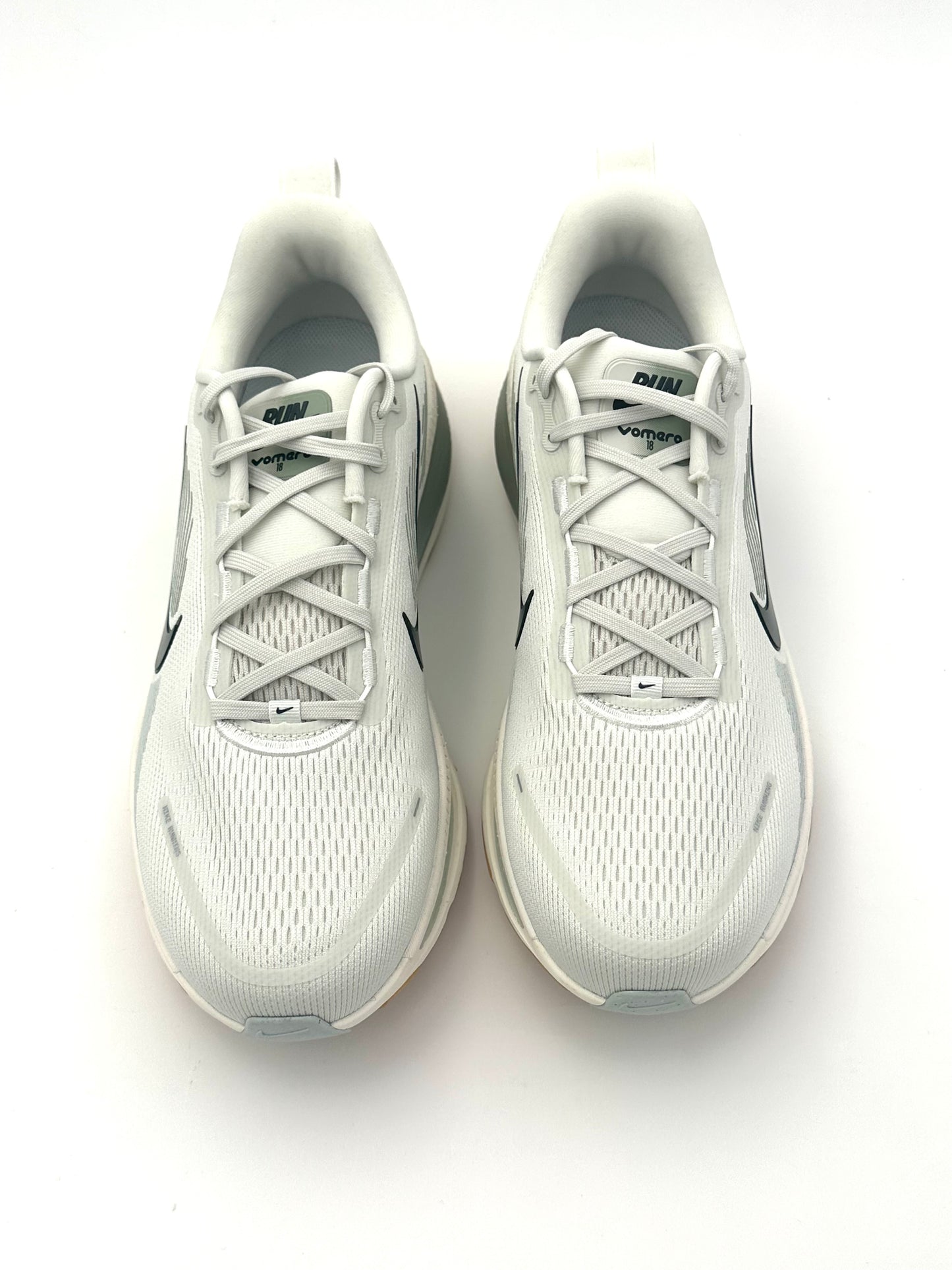 Nike Vomero 18