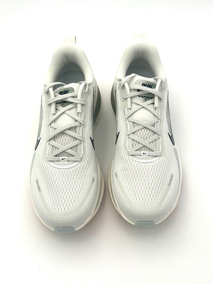 Nike Vomero 18