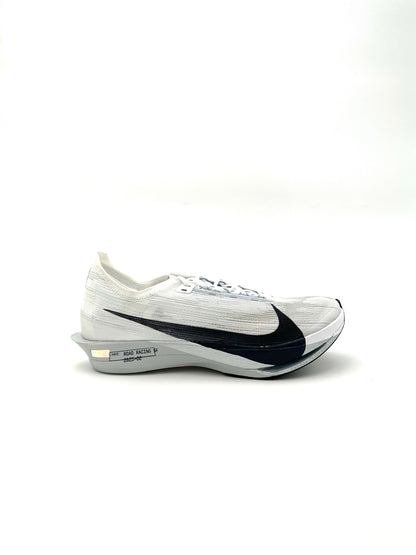 Nike ZoomX StreakFly 2 Refurbished