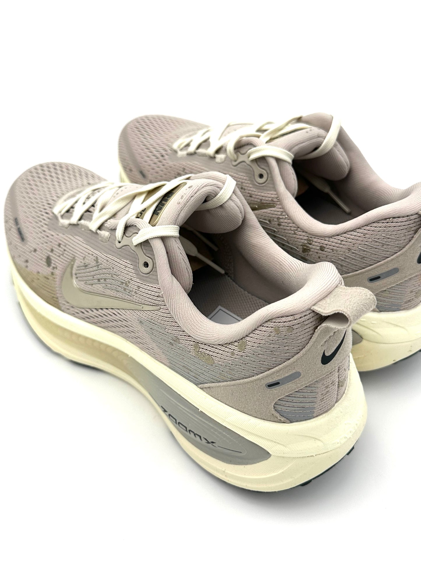 Nike Vomero 18