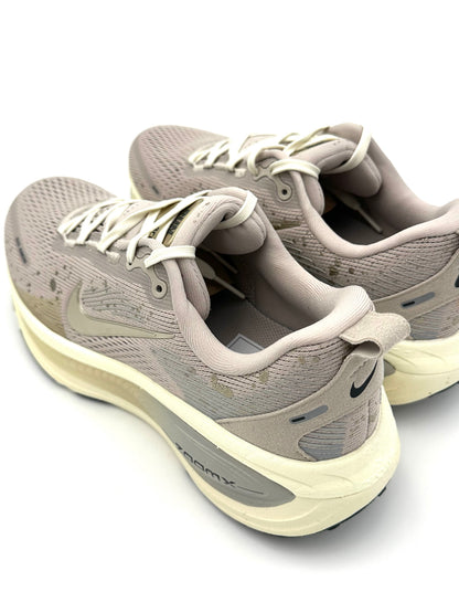 Nike Vomero 18