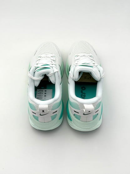 Nike Vomero 18
