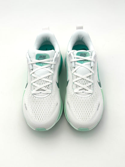 Nike Vomero 18