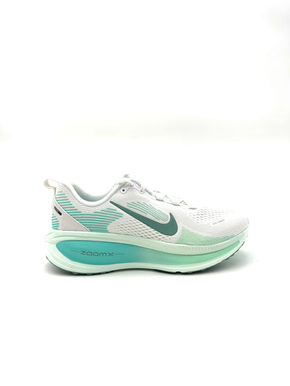 Nike Vomero 18 Refurbished