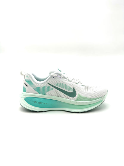 Nike Vomero 18