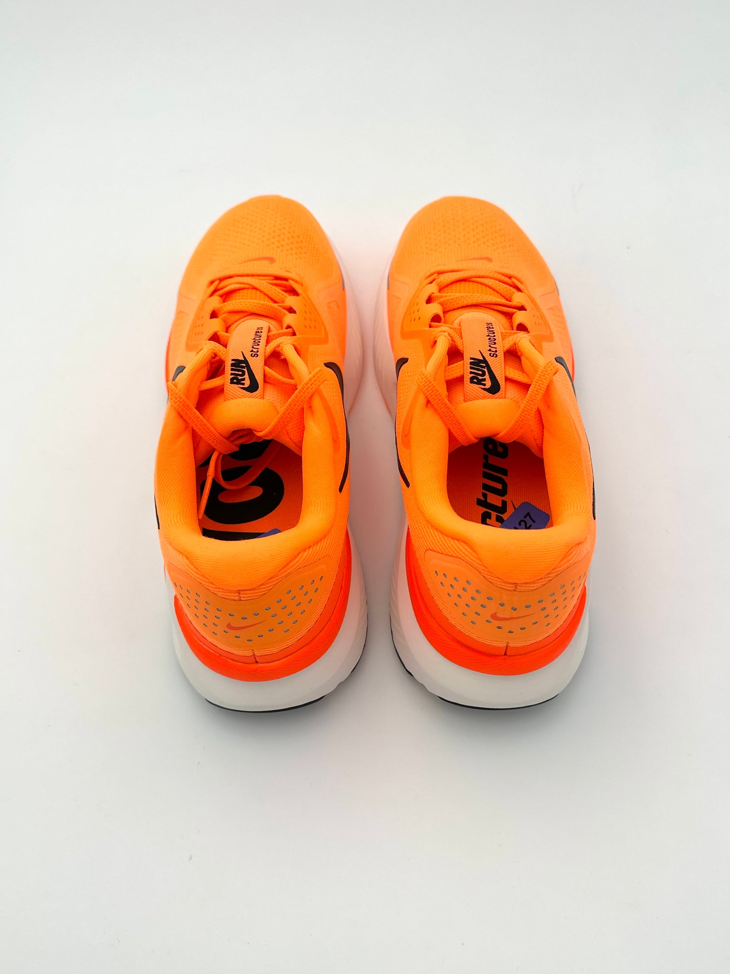 Nike Structure 26