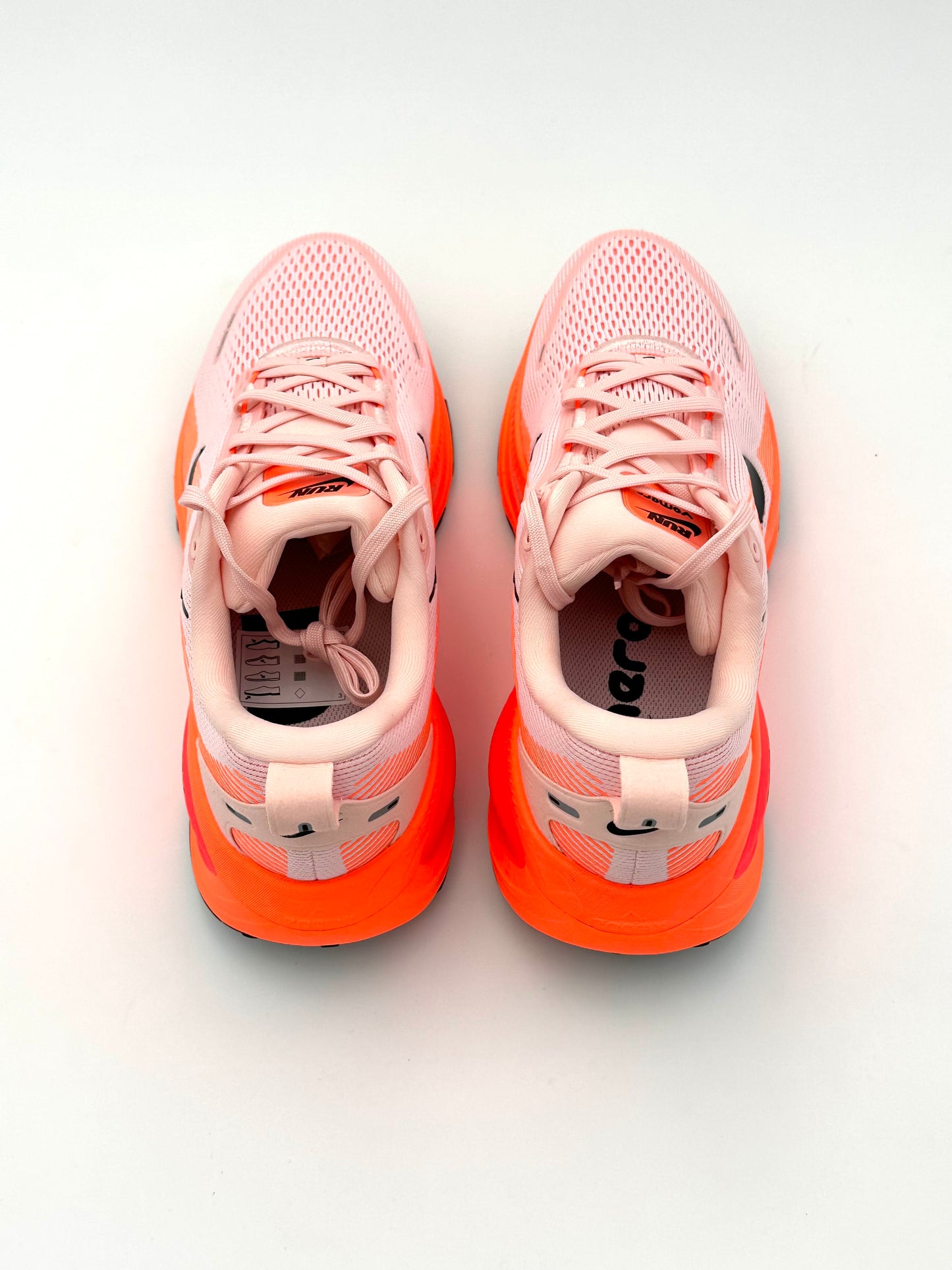 Nike Vomero 18